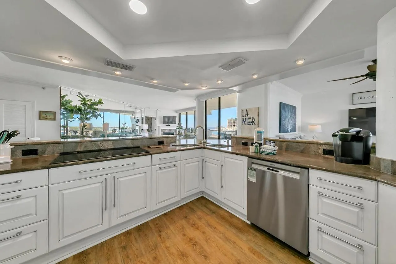 Holiday home East Pass Towers 603-Fab 3Br 2100 Sf With Destin Harbor Views Villa