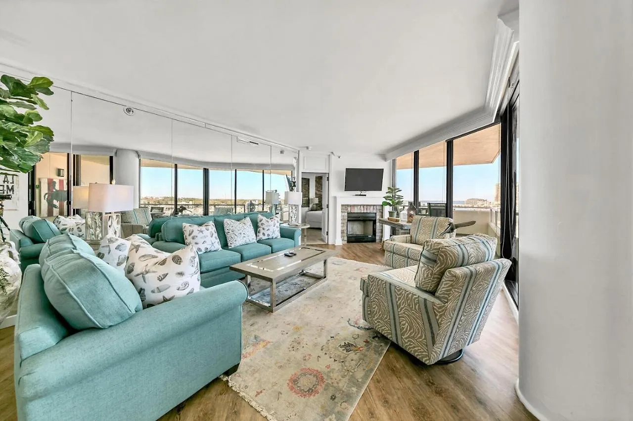 Holiday home East Pass Towers 603-Fab 3Br 2100 Sf With Destin Harbor Views Villa